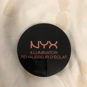 NYX highlighter in Ritualistic